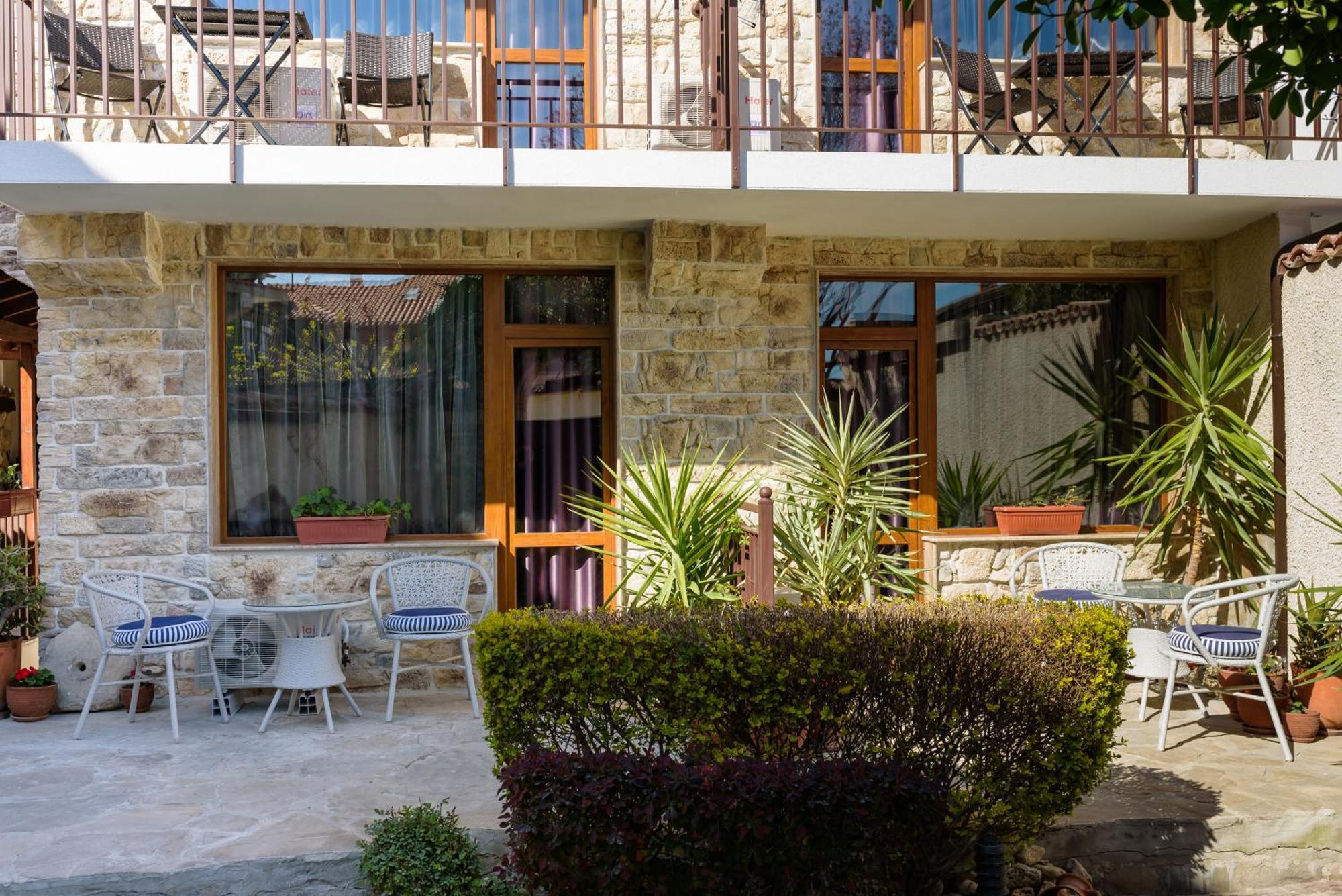 Kirios Hotel Nesebăr Exterior foto